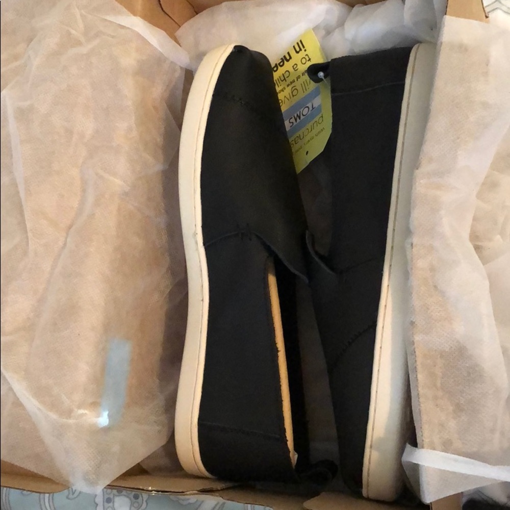 Toms black leather deconstructed alpargata W8.5